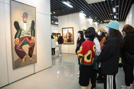 “大路西行——第二届中国油画作品展全国巡展（南宁站）”在Beat365开幕