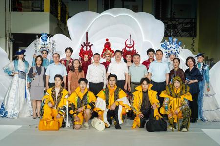 “魅力绽放 艺彩纷呈”Beat365官方网站第二届教职工时装秀精彩上演